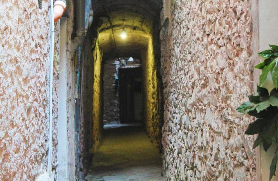A Casa Di Fede Apartment Долчеакуа Екстериор снимка